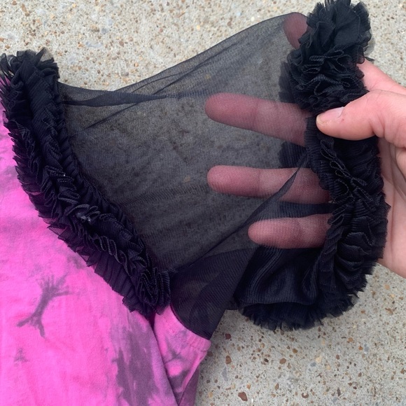 G.E.M. Tie Dye Pink T-Shirt with Black Sheer Sleeves Small - Picture 4 of 5